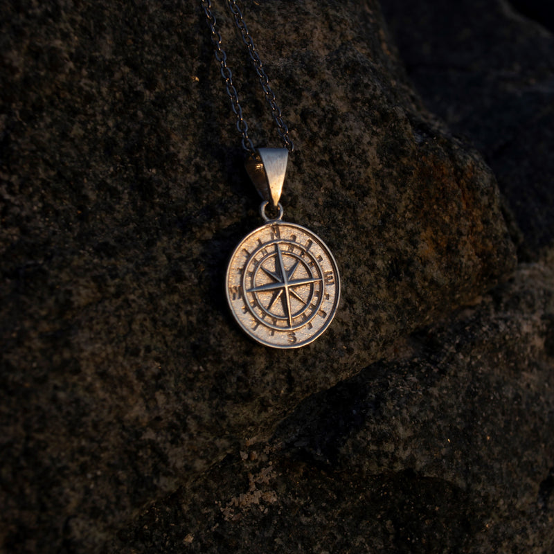 Compass Pendant (Silver)